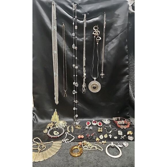 Jewelry - misc lot jewelry vintage Over 30 Pieces